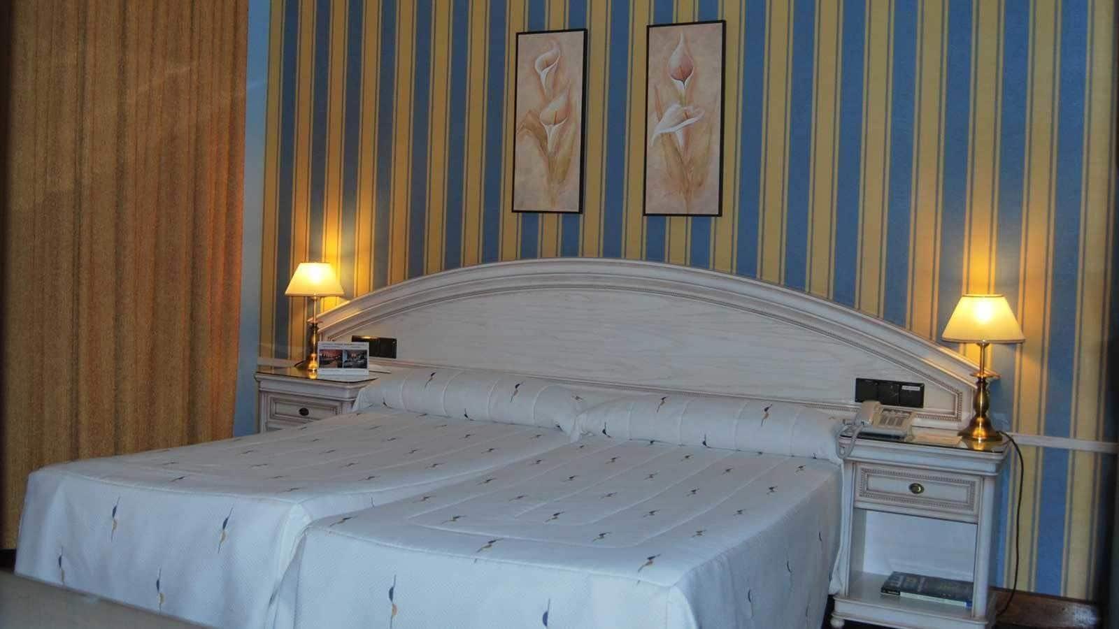 Hotel Conde Ansurez By Almia Hoteles Βαγιαδολίδ Εξωτερικό φωτογραφία