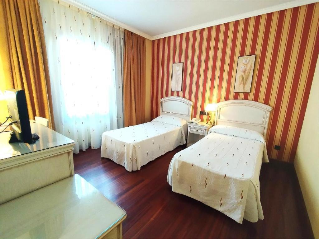 Hotel Conde Ansurez By Almia Hoteles Βαγιαδολίδ Εξωτερικό φωτογραφία